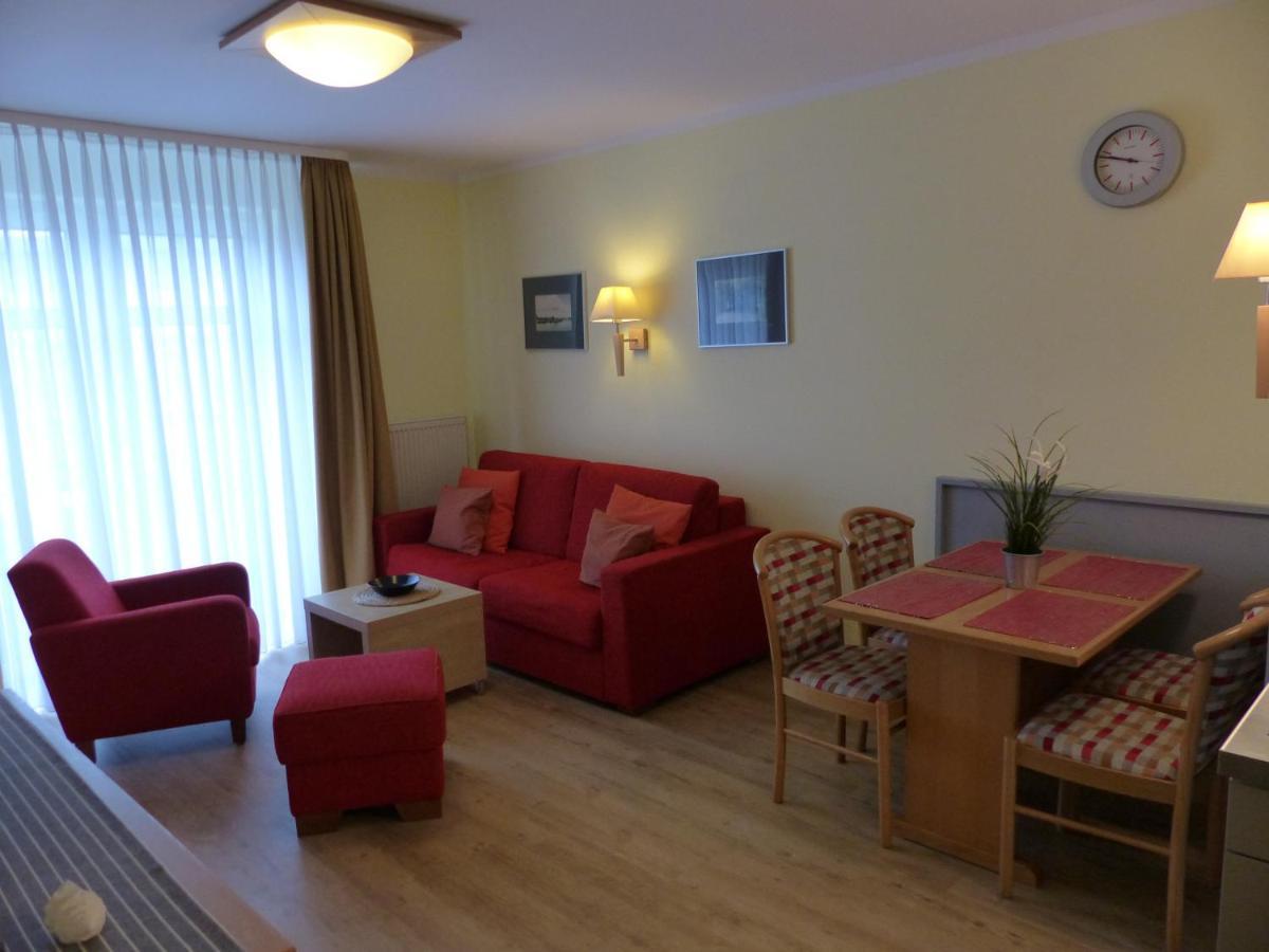Ferienwohnung 12 - Seewald Haus Huehnergott Sellin  Extérieur photo